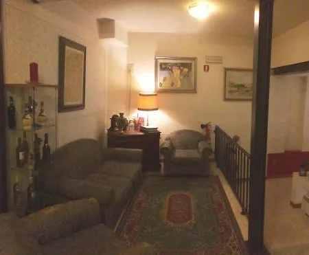 Balcony Ξενοδοχείο 3*