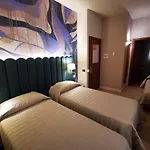 Ξενοδοχείο Balcony 3*