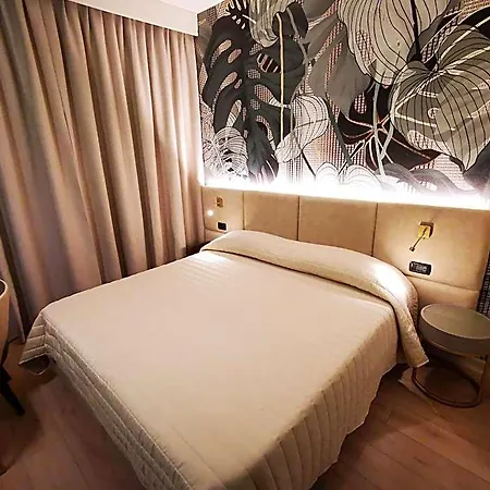 Ξενοδοχείο Balcony 3*