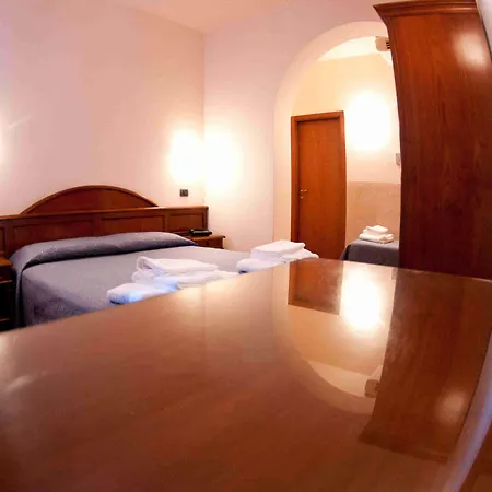 Balcony Hotel